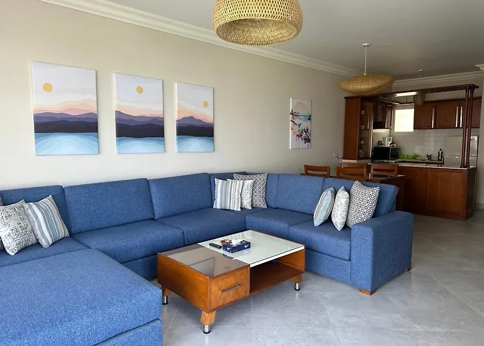 Апартаменты Louly Full Sea View Upper Challet First Row Айн-Сохна