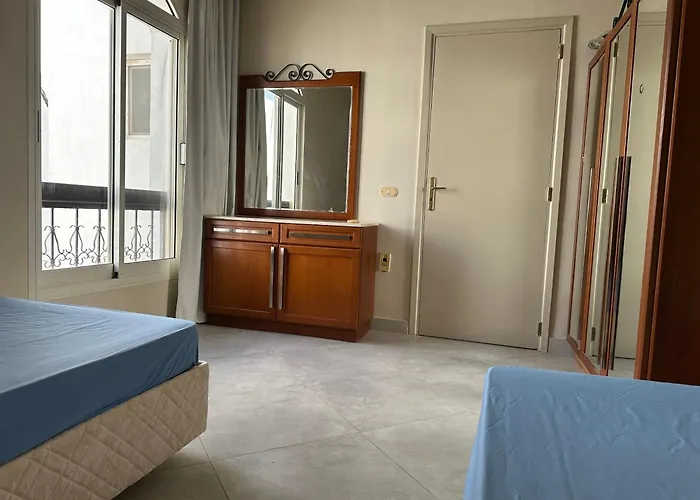 Апартаменты Louly Full Sea View Upper Challet First Row